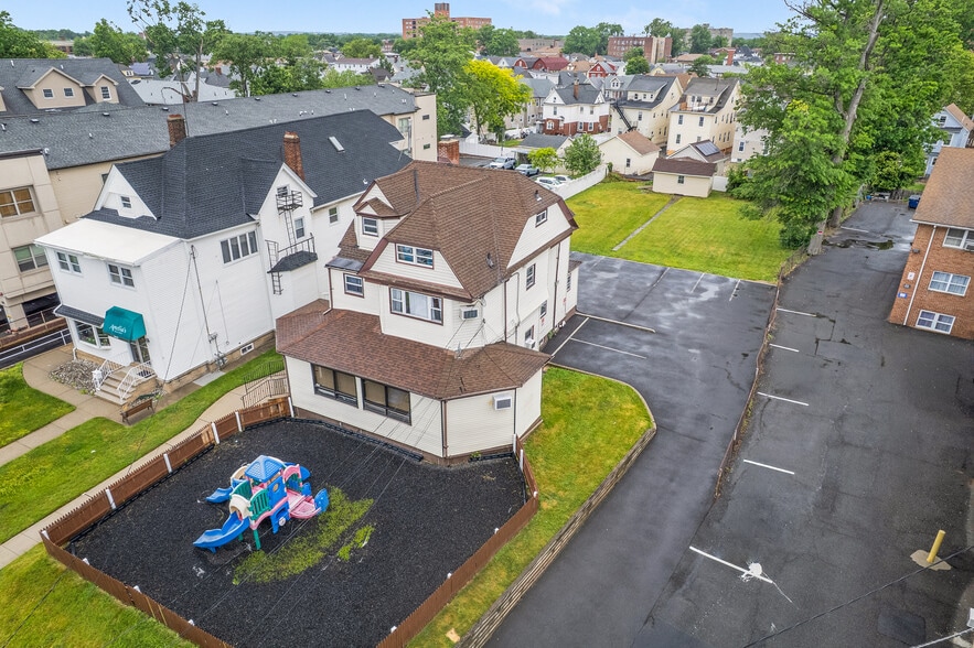 More Photos Of 217 Rahway Ave, Elizabeth Daycare Center For Sale