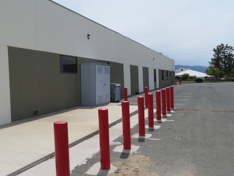 More Photos Of 2300 Arrowhead Dr, Carson City Warehouse For Lease