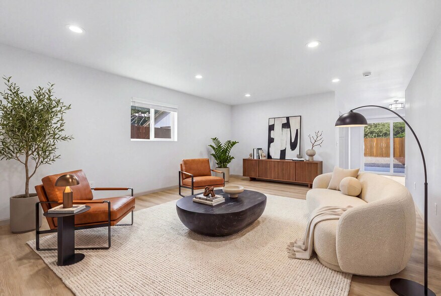 More Photos Of 255 NE Fourth St, Irrigon Specialty For Sale