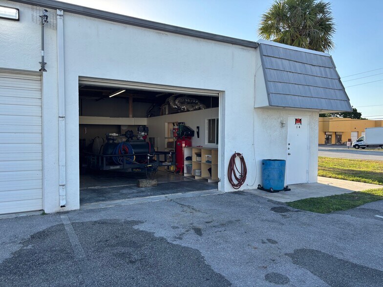 More Photos Of 3680 Investment Ln, Riviera Beach Warehouse For Sale