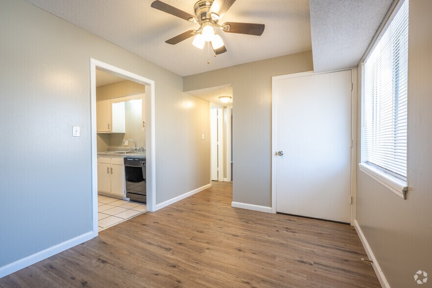 More Photos Of 12407 E 43rd St S, Independence Apartments For Sale