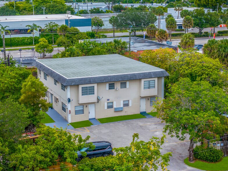 Primary Photo Of 842 NW 1st Ave, Fort Lauderdale Apartments For Sale