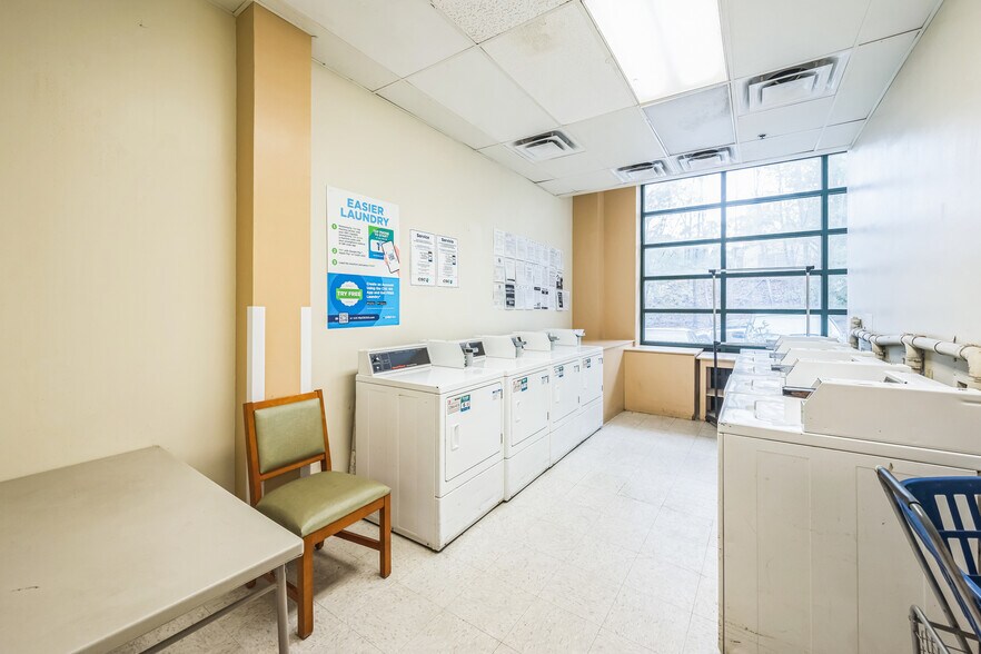 More Photos Of 126 Oriole St, Hot Springs Apartments For Sale