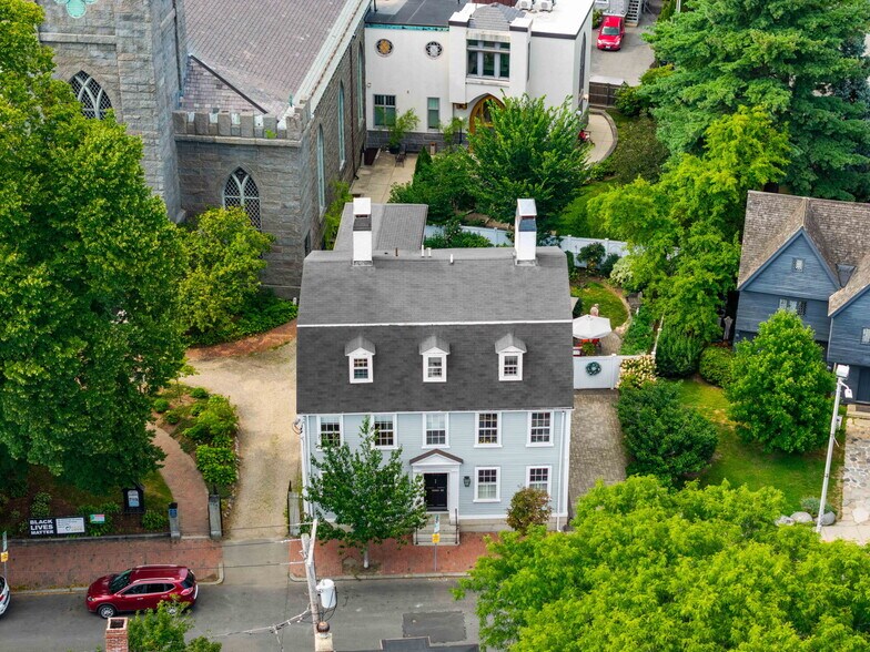 More Photos Of 314 Essex St, Salem Specialty For Sale
