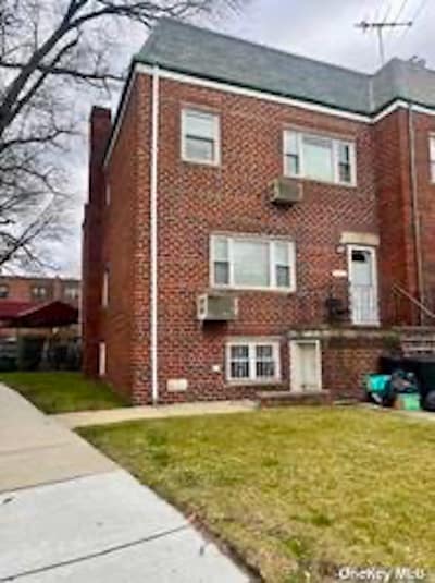 Primary Photo Of 8501 67th Ave, Rego Park Office Residential For Sale
