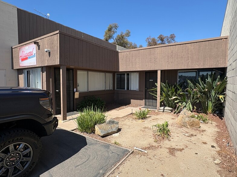 More Photos Of 1320 Hill St, El Cajon Light Manufacturing For Lease