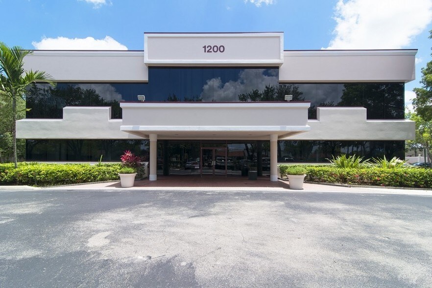 More Photos Of 1200 Corporate Center Way, Wellington Medical For Lease