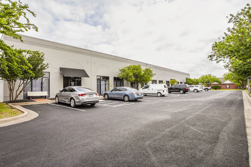More Photos Of 150 Settlement Dr, Bastrop Office For Lease