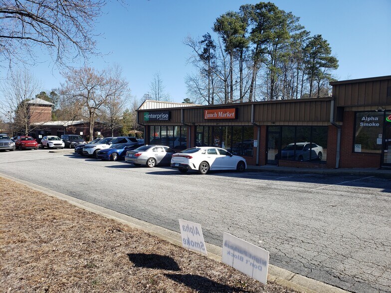 More Photos Of 1805 Hembree Rd, Alpharetta Unknown For Lease