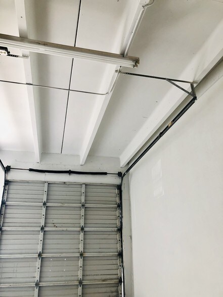 More Photos Of 1142 Okeechobee Rd, West Palm Beach Industrial For Lease