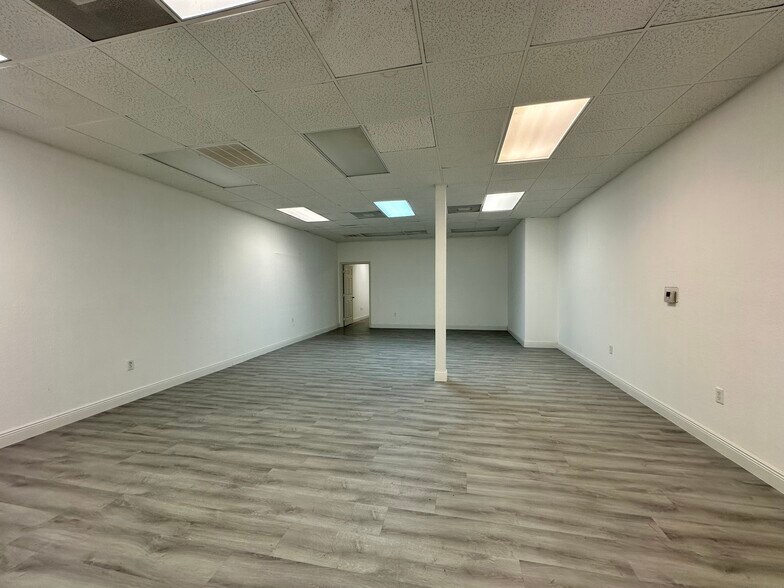 More Photos Of 2922 N State Road 7, Margate Storefront Retail Office For Sale