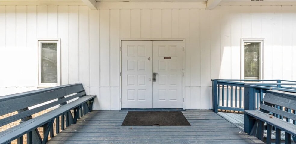 More Photos Of 850 S Indian Creek Dr, Stone Mountain Religious Facility For Sale