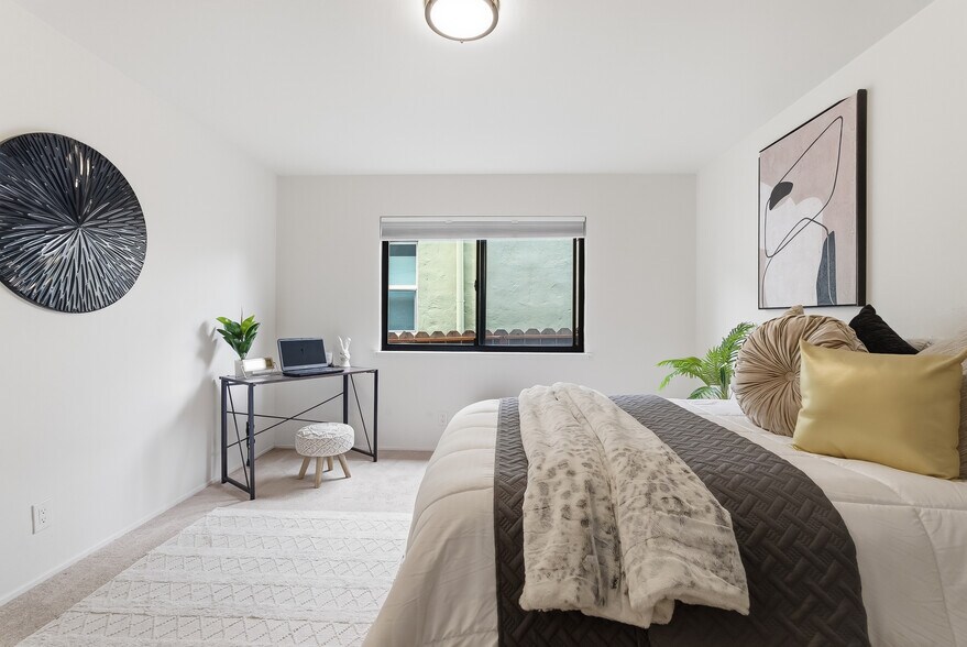 More Photos Of 517 Stannage Ave, Albany Apartments For Sale