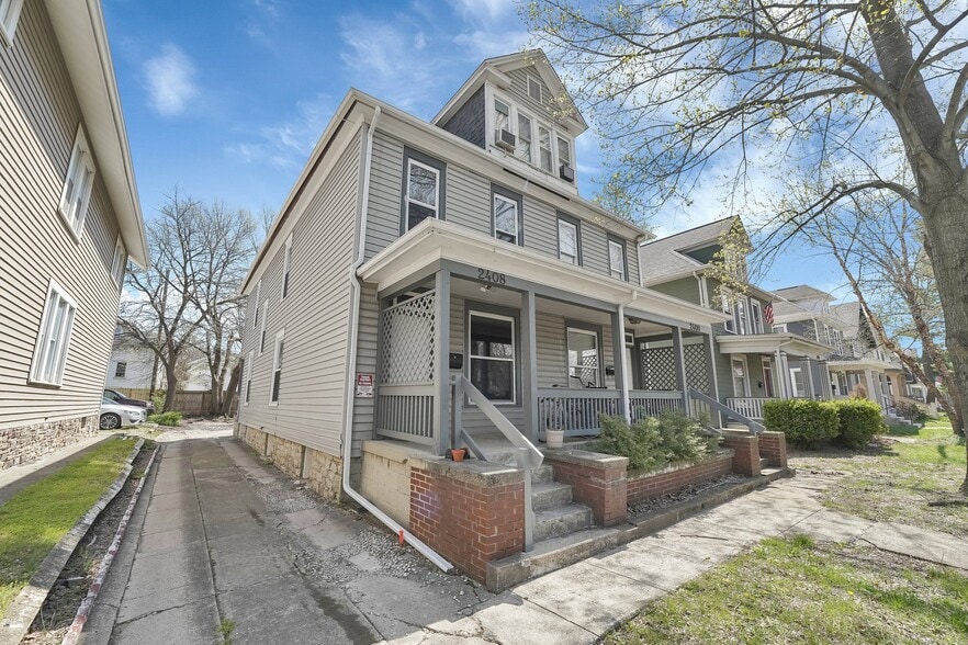 More Photos Of 2406-2408 Indianola Ave, Columbus Apartments For Sale