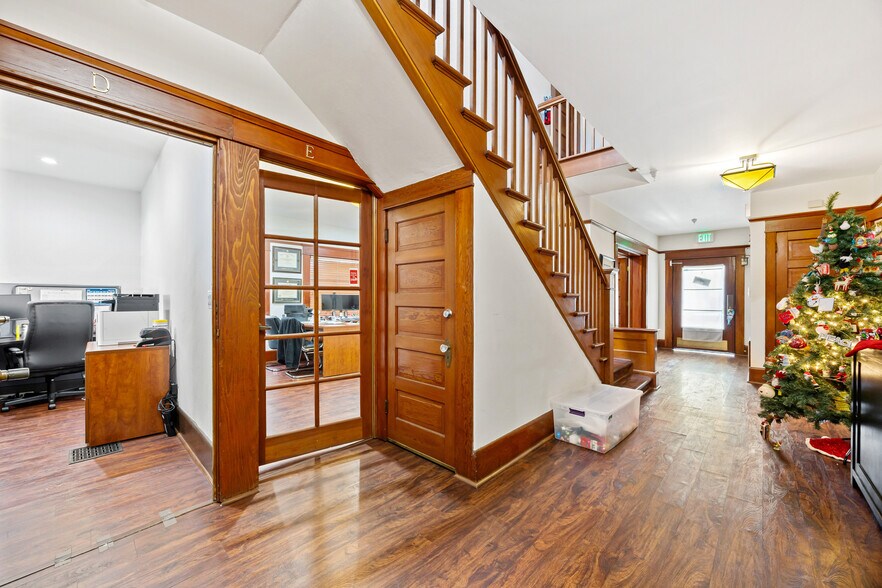 More Photos Of 275 E California Blvd, Pasadena Office Residential For Sale