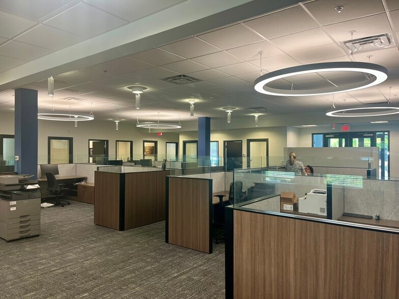 More Photos Of 3359 Aspen Grove Dr, Franklin Loft Creative Space For Lease