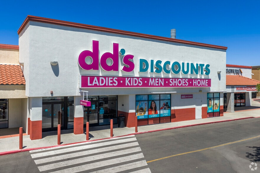 More Photos Of 3211-3231 Coors Blvd SW, Albuquerque Unknown For Lease