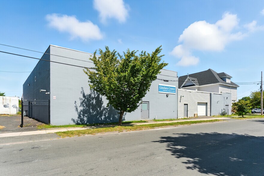 Primary Photo Of 178 New Bridge St, West Springfield Warehouse For Sale