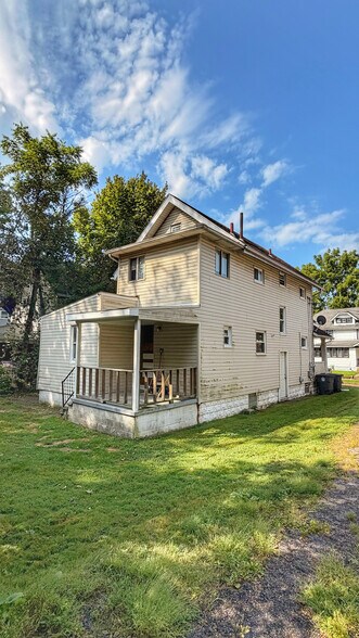 More Photos Of 1167 Pondview Ave, Akron Multifamily For Sale
