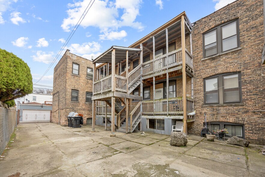 More Photos Of 6355-6357 S Francisco Ave, Chicago Apartments For Sale