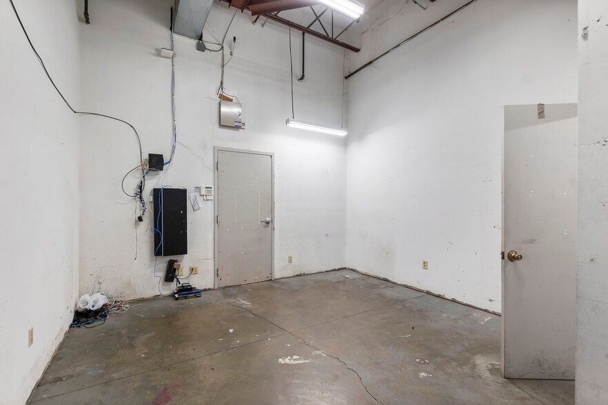 More Photos Of 1213 S Main St, Sikeston Unknown For Lease