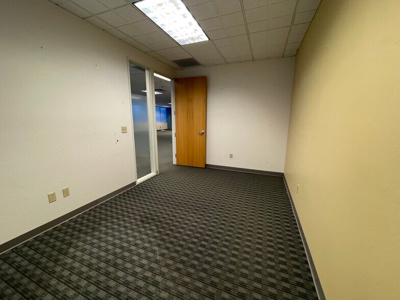 More Photos Of 639 Isbell Rd, Reno Office For Lease