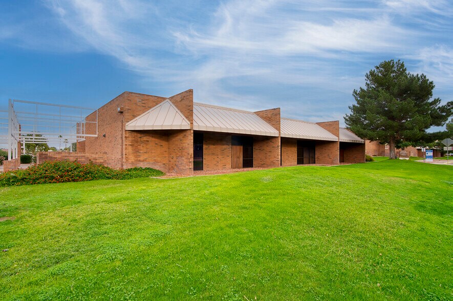 More Photos Of 14300 W Granite Valley Dr, Sun City West Unknown For Lease