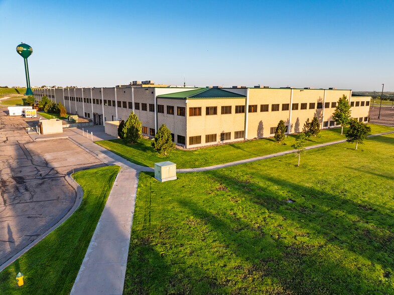 More Photos Of 1 Cabela Dr, Sidney Office For Sale