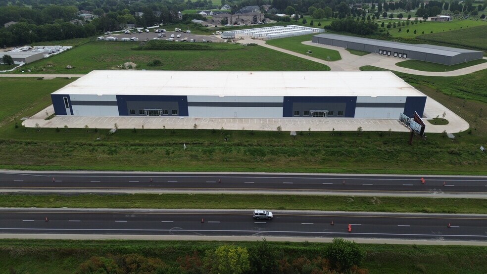 More Photos Of 3460 Marnie Ave, Waterloo Manufacturing For Lease