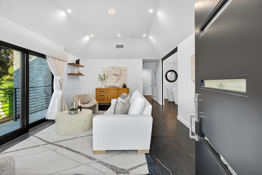 More Photos Of , Tujunga Multifamily For Sale