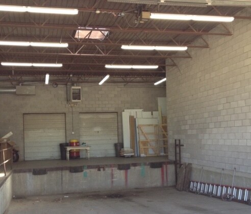 More Photos Of 578 Rock Rd, East Dundee Warehouse For Lease