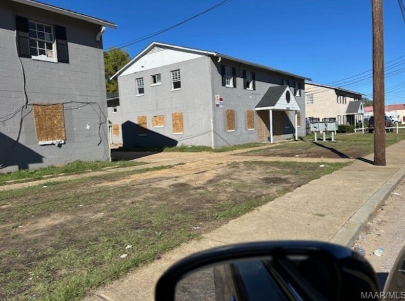 More Photos Of 3034-3044 Fairwest Pl, Montgomery Apartments For Sale