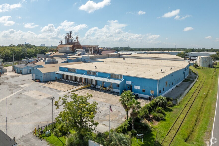 Primary Photo Of 2121 Huron St, Jacksonville Warehouse For Lease