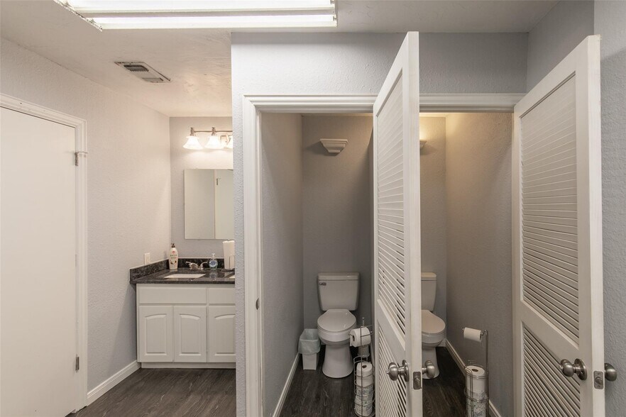 More Photos Of 434 Jefferson St E, Sulphur Springs Religious Facility For Sale