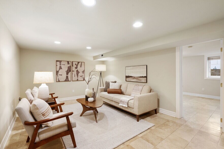 More Photos Of 7307 SW Capitol Hwy, Portland Office Residential For Sale