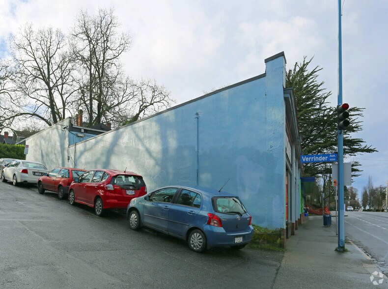 More Photos Of 1537-1545 Fort St, Victoria General Retail For Lease
