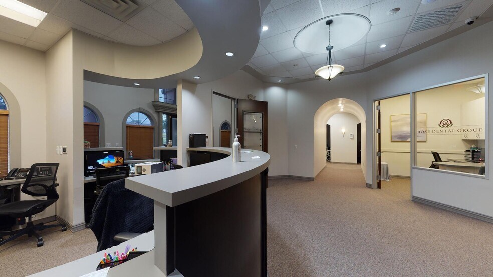 More Photos Of 1450 W Parmer Ln, Austin Medical For Lease