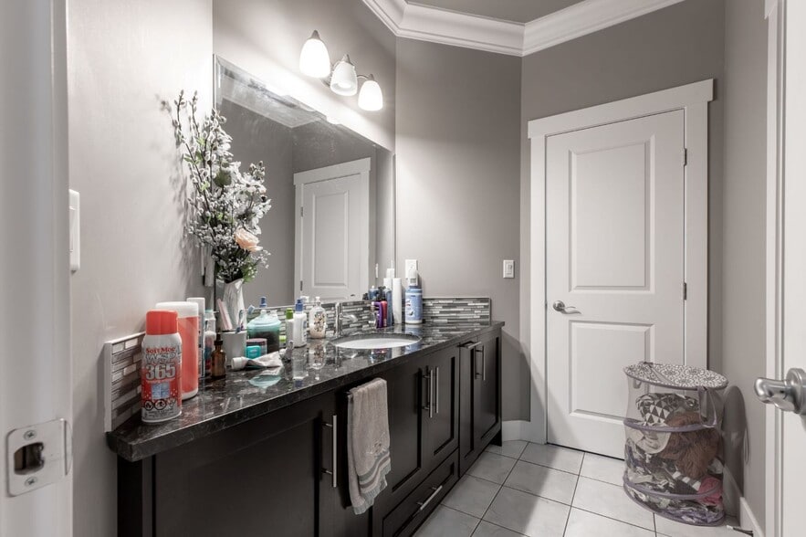 More Photos Of 2379 Chardonnay Ln, Abbotsford Hospitality For Sale