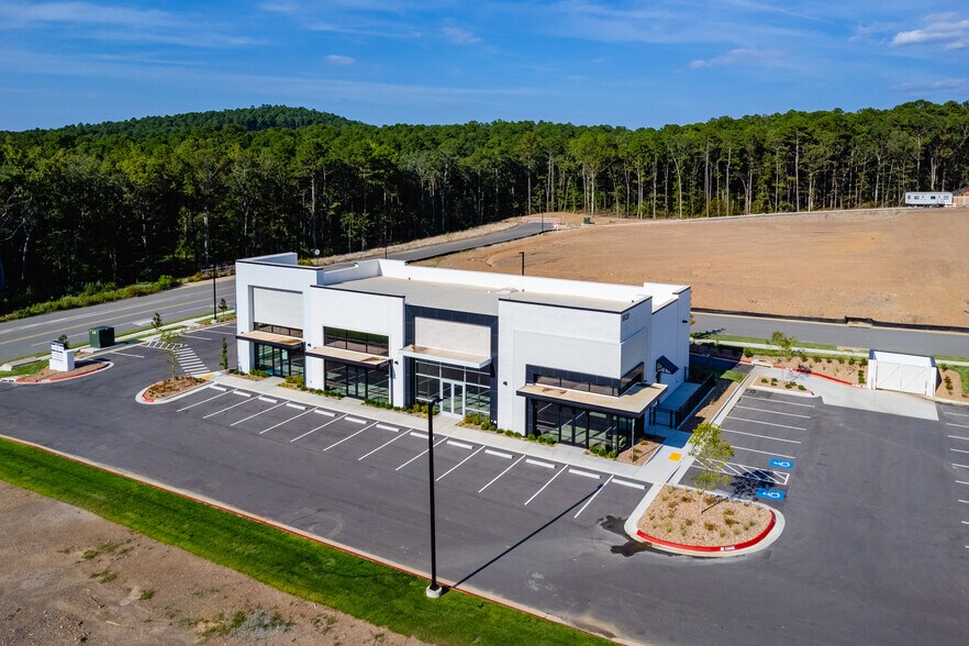 Primary Photo Of 18102 Chenal Pky, Little Rock Storefront For Lease
