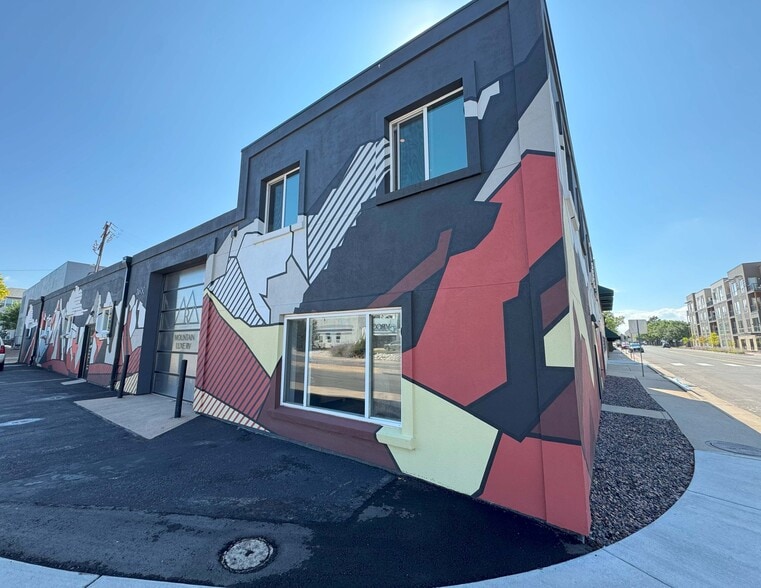 More Photos Of 3600 S Jason St, Englewood Warehouse For Sale