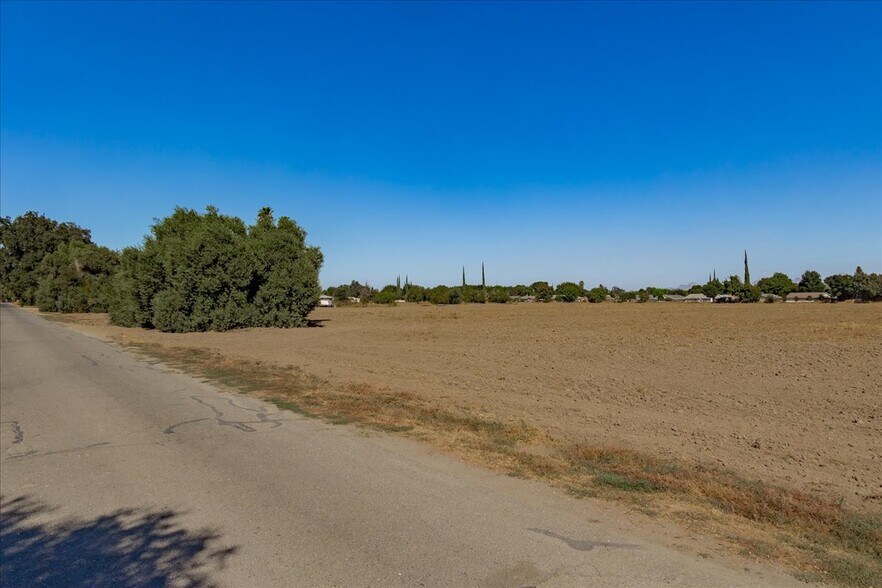 More Photos Of 1425 5th St, Colusa Land For Sale