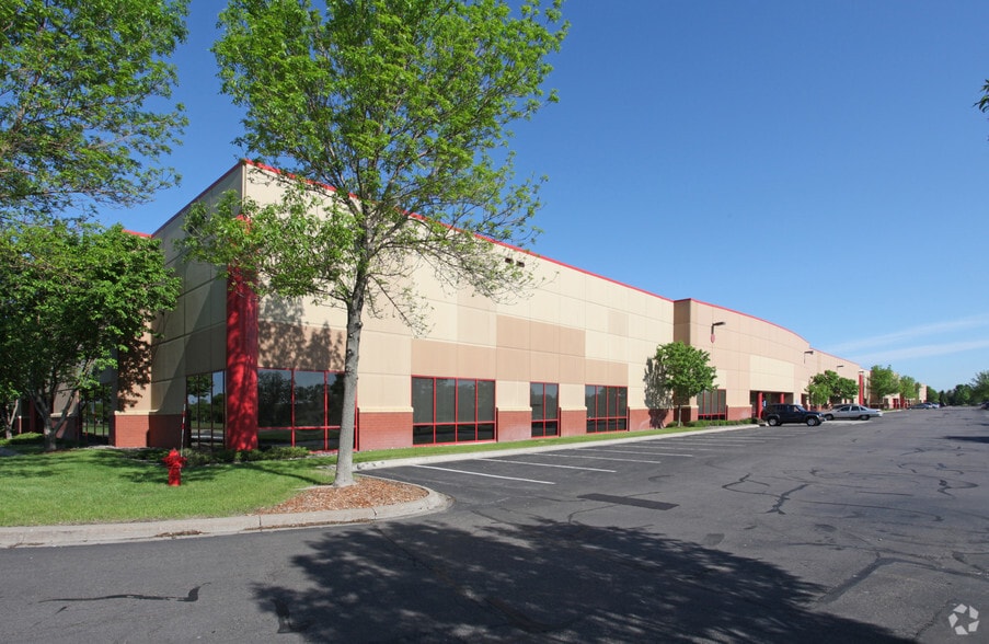 More Photos Of 8900 109th Ave N, Champlin Warehouse For Lease