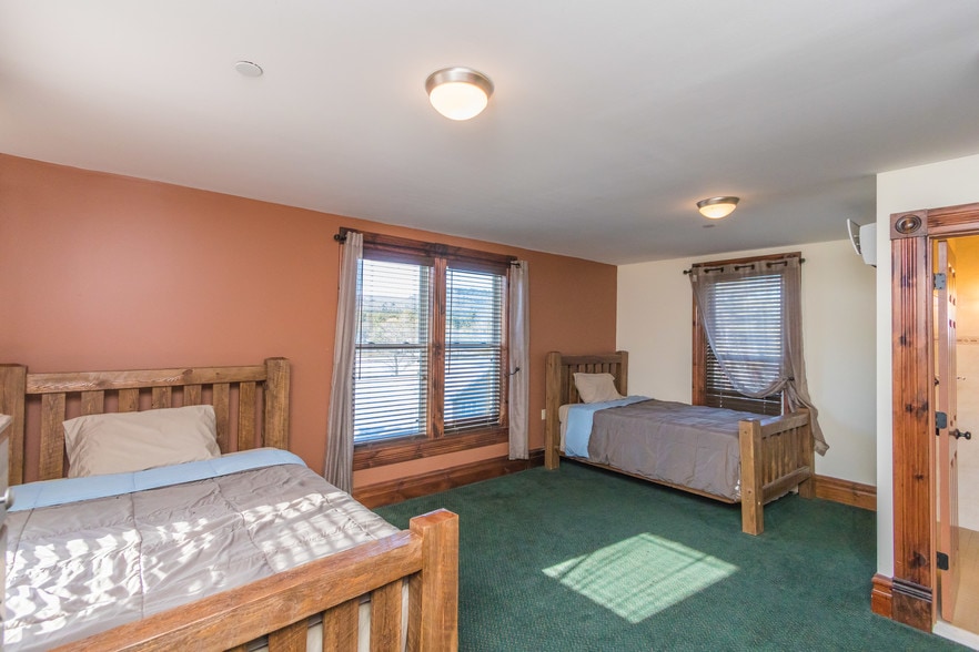 More Photos Of 1454 State Route 30, Wells Specialty For Sale