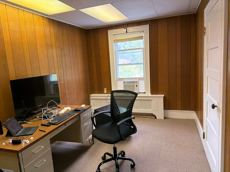 More Photos Of 105 W Catherine St, Milford Office For Sale