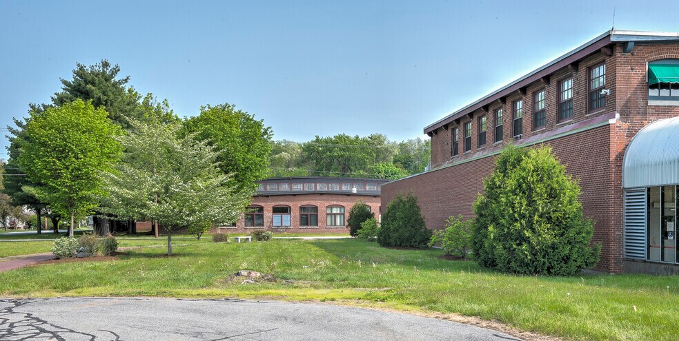 More Photos Of 96 Congress St, Keene Refrigeration Cold Storage For Sale