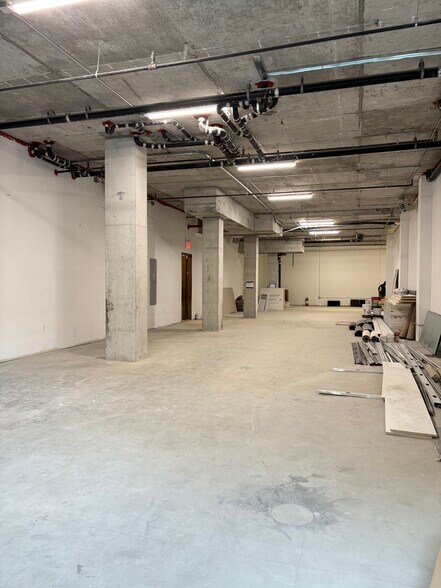 More Photos Of 23-17 41st Ave, Long Island City Apartments For Lease