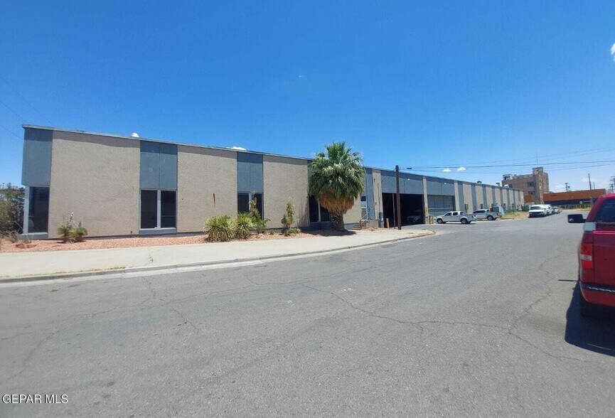 More Photos Of 3700 Durazno Ave, El Paso Light Distribution For Sale