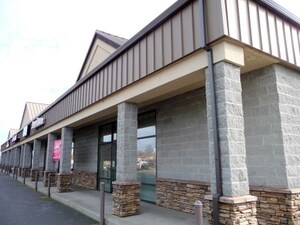 More Photos Of 8336 Highway 62 Hwy, White City Storefront Retail Office For Lease