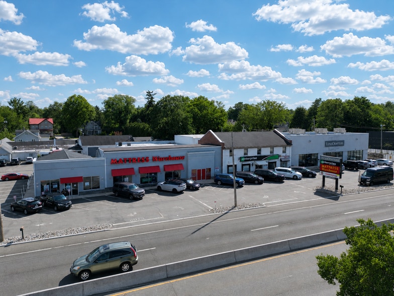 More Photos Of 389 State Route 10, East Hanover Storefront For Lease