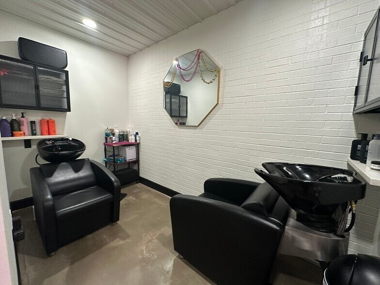 More Photos Of 4378 Government St, Baton Rouge Medical For Sale